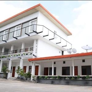 Hotel Netral Jombang
